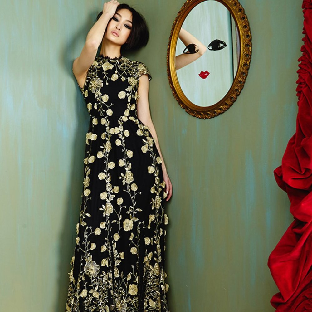 Alice + Olivia Black and Gold Aaliyah Embroidered Gown Formal Dress - Picture 1 of 6